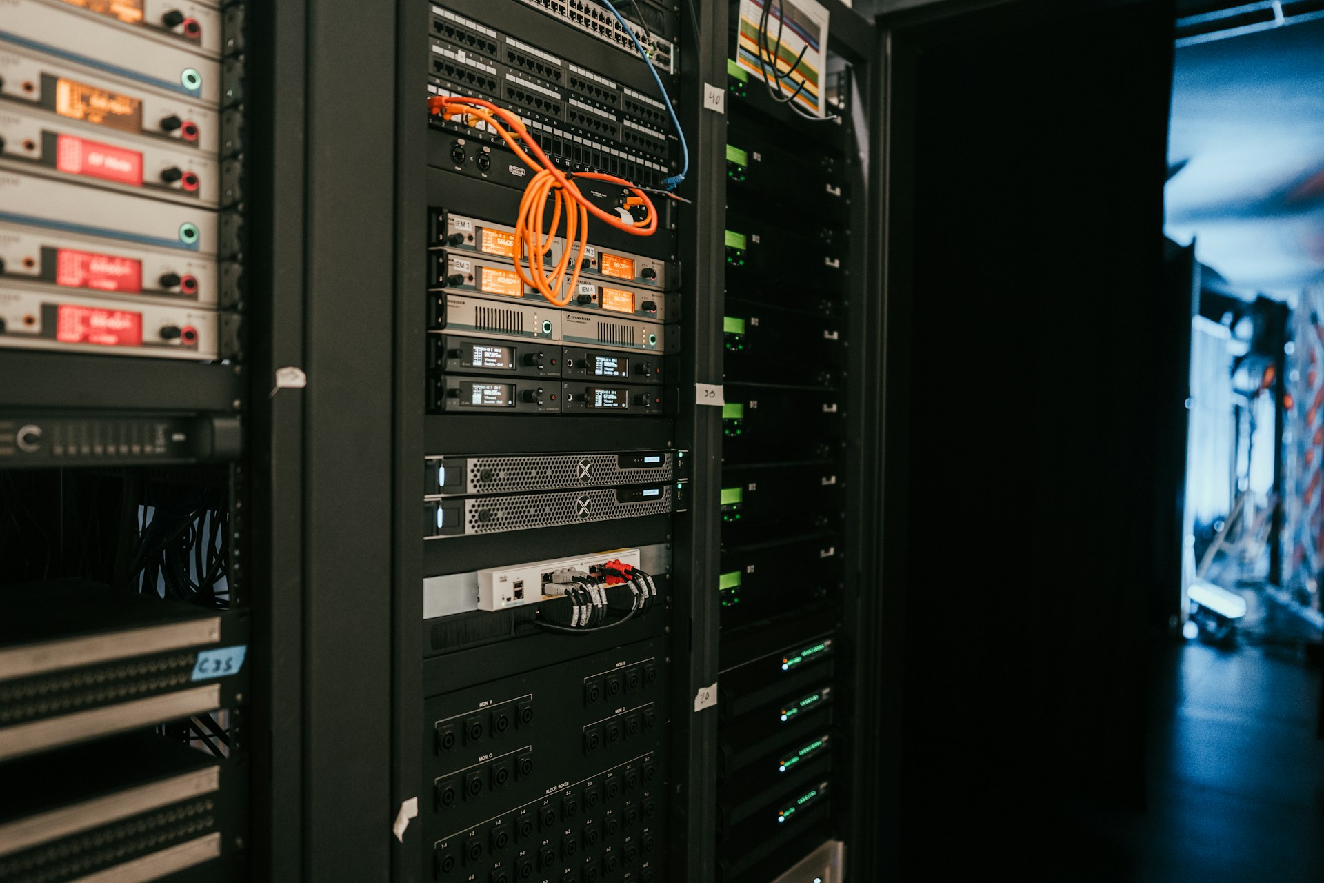self hosting